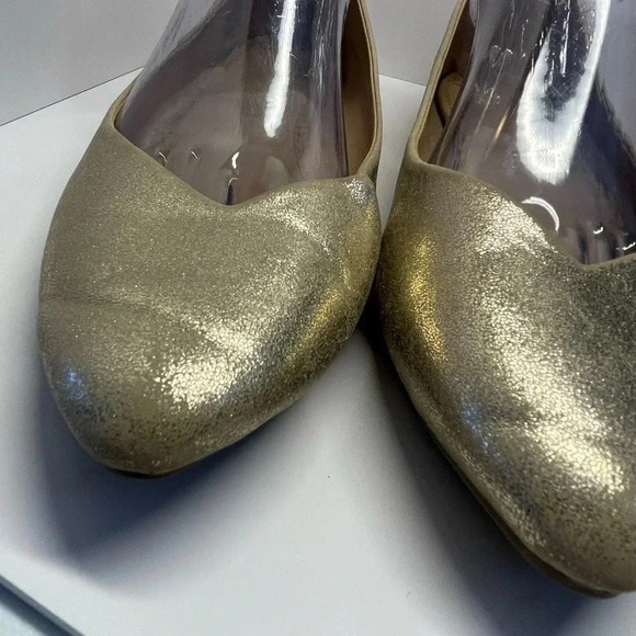 Old Navy gold metallic flats shiny pointy toe ballet slipper slip on size 9 - Picture 5 of 11